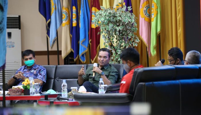 Beni Hernedi Jadi Narasumber Seminar Nasional Panjat Tebing