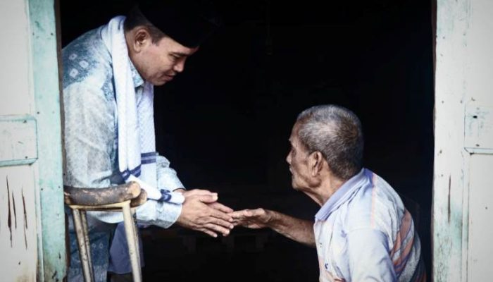 Tak Gelar Open House, Plt Bupati Beni Hernedi Datangi Rumah Warga