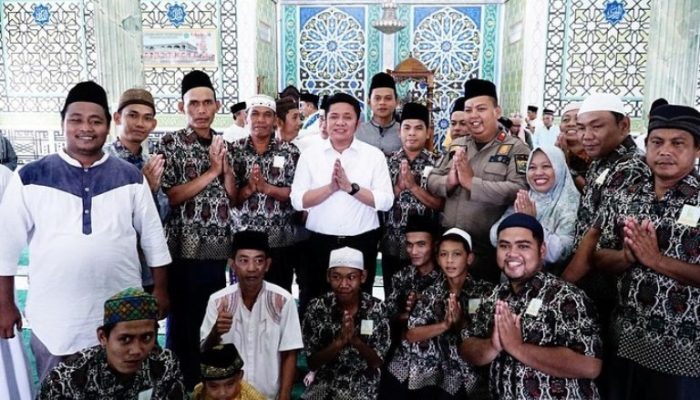 Kehadiran Gubernur Sumsel Herman Deru Disambut Antusias Warga Gelumbang