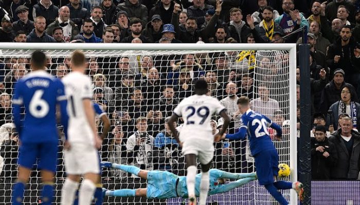 Hasil Liga Inggris: Chelsea Lumat Tottenham Hotspur dengan Skor Telak 4-1