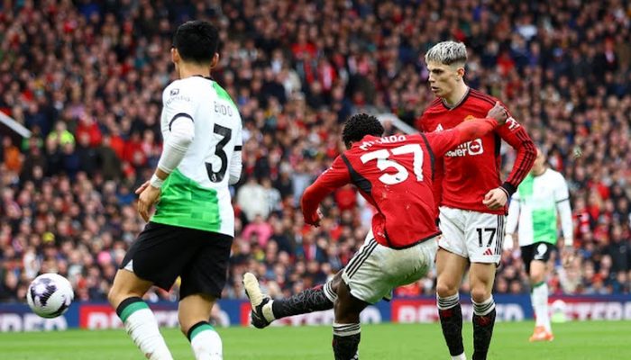 Duel Manchester United vs Liverpool Berakhir Imbang dengan Skor 2-2