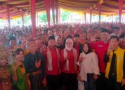 Pilkada Banyuasin 2024: Masa Membludak Saat Deklarasi Pasangan Askolani-Netta (ASTA)