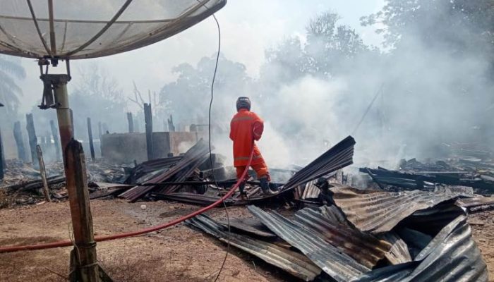 Rumah Warga Didesa Dawas Musi Banyuasin Ludes Terbakar